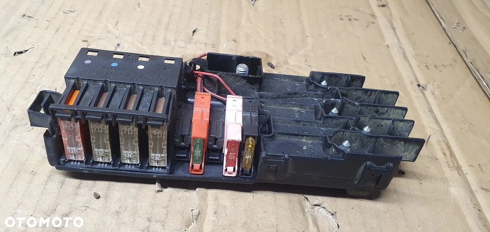 Skrzynka bezpieczników bezpieczniki Mercedes ML W164 2115452601 - 4