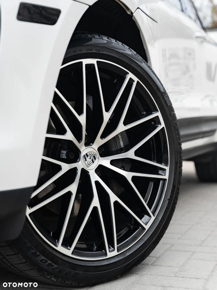 Porsche Macan T - 17