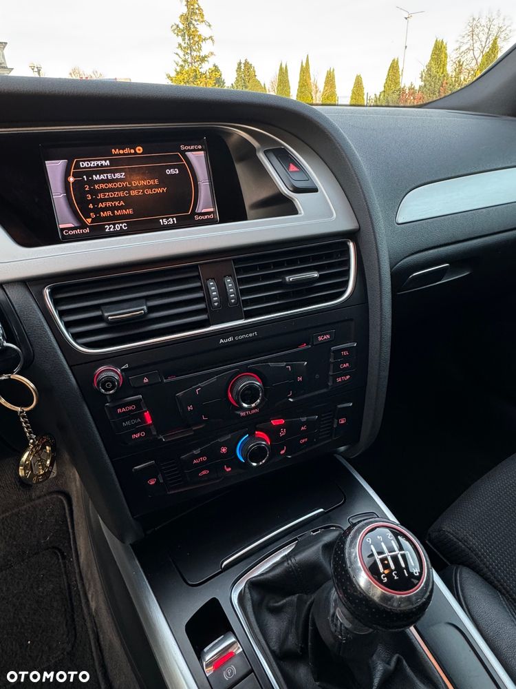 Audi A4 Limousine - 26
