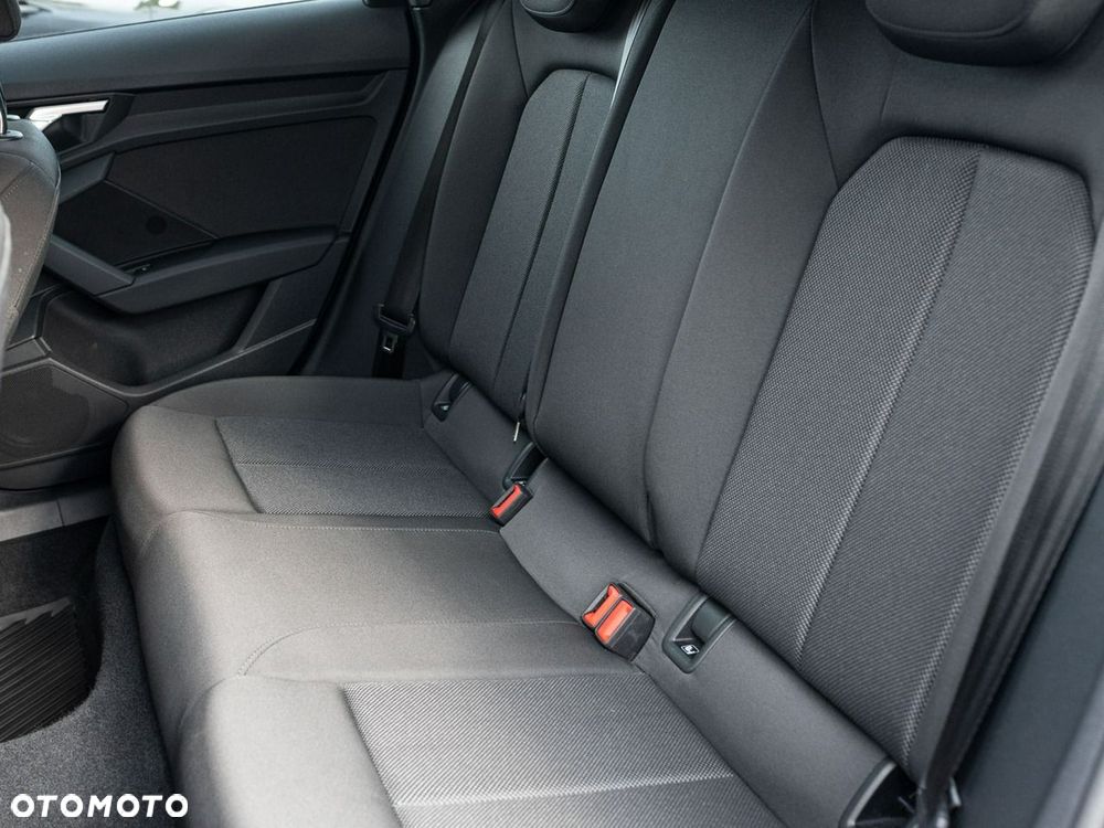 Audi A3 Sportback 30 TDI S tronic - 24