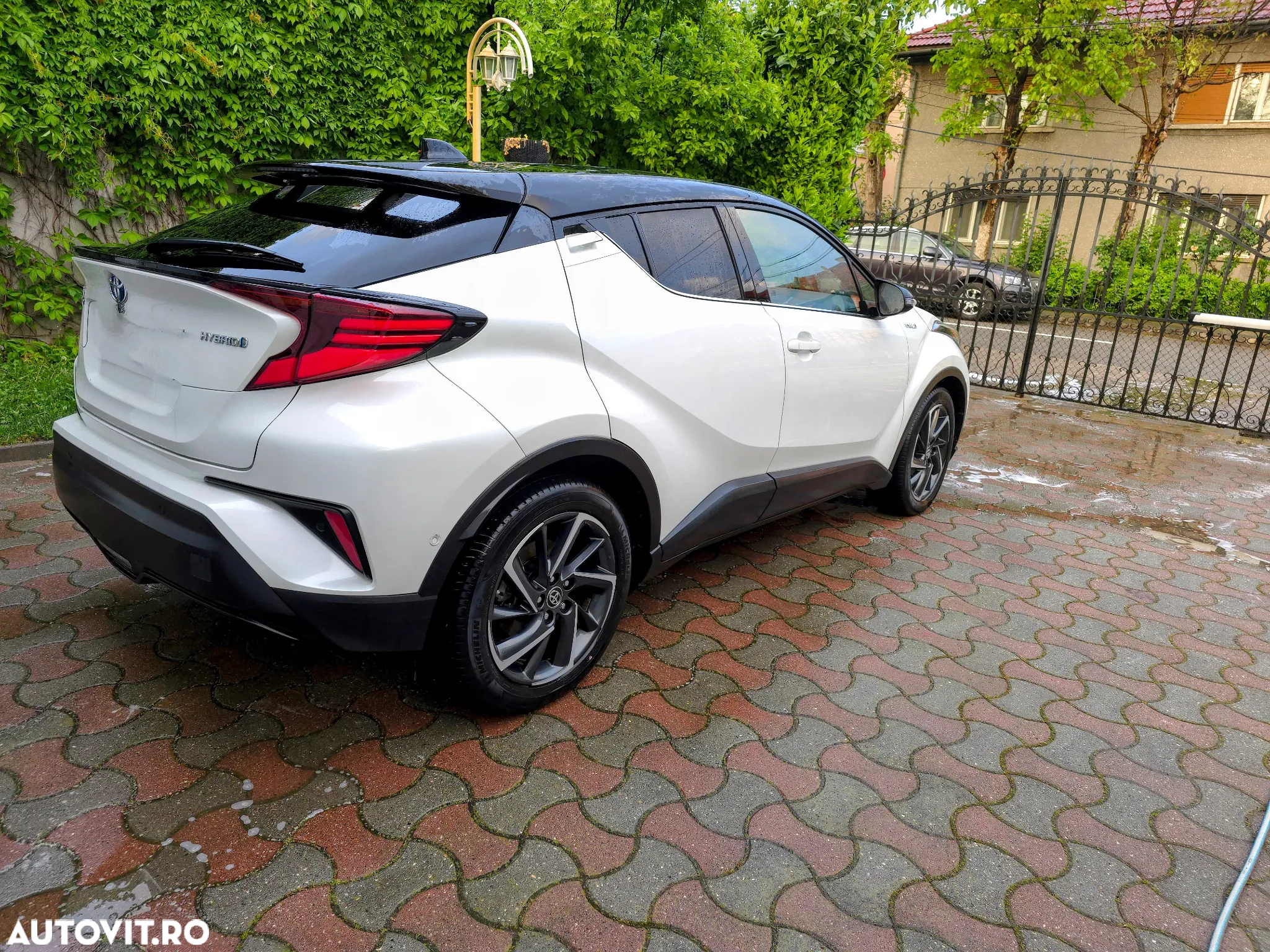Toyota C-HR - 3