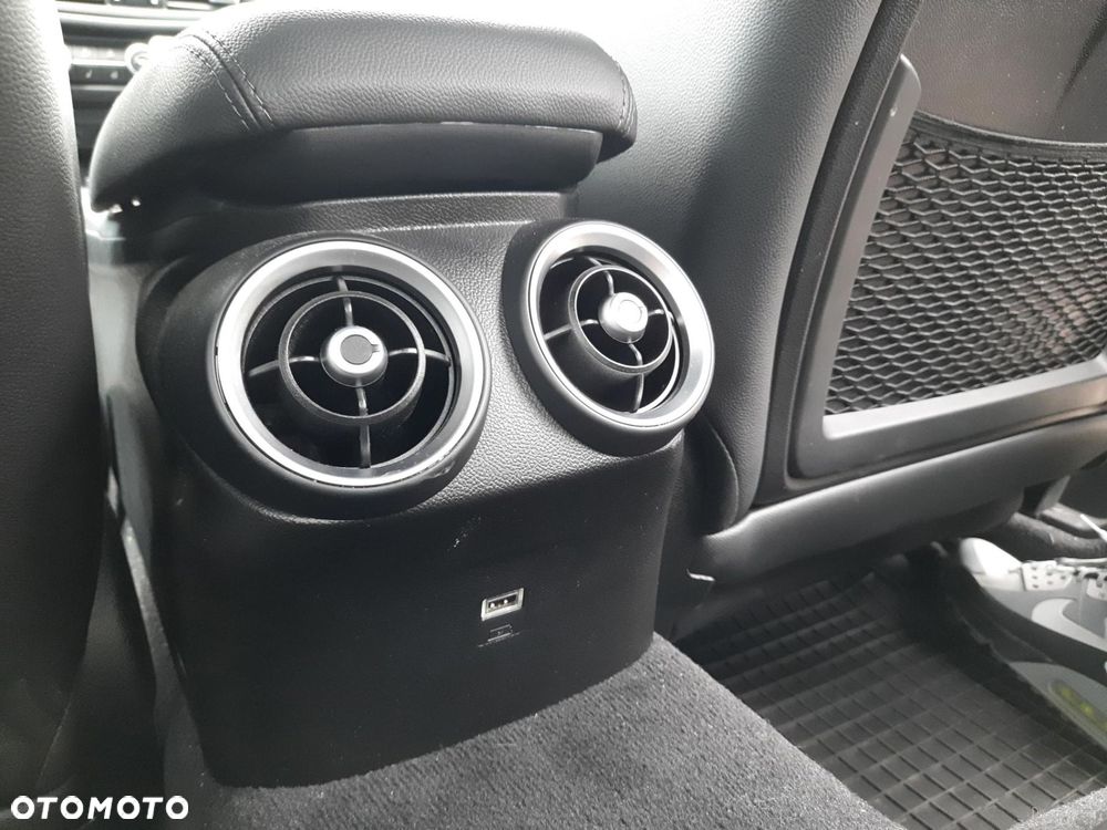 Alfa Romeo Giulia - 27