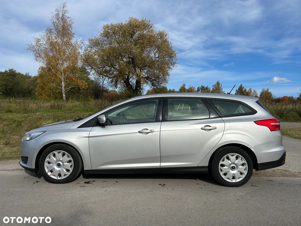 Ford Focus 1.5 TDCi Trend - 6