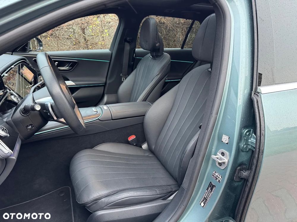 Mercedes-Benz Klasa E 220 d T 4Matic 9G-TRONIC Edition AMG Line - 19