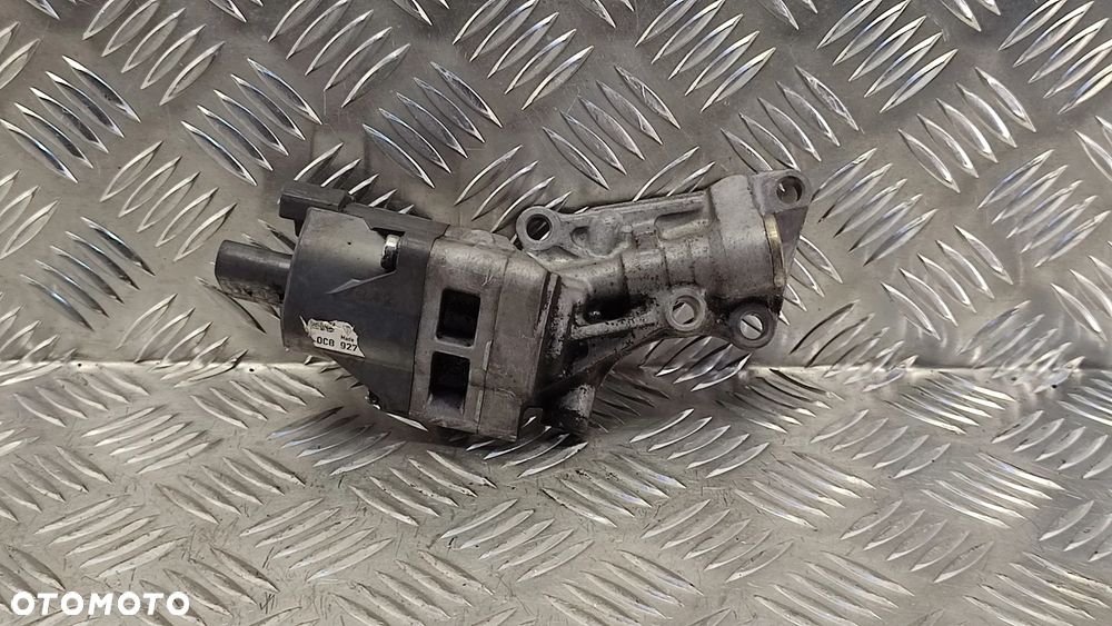 VW TOUAREG 7P Q7 10-18R POMPA SKRZYNI START-STOP 0C8927201 A - 1