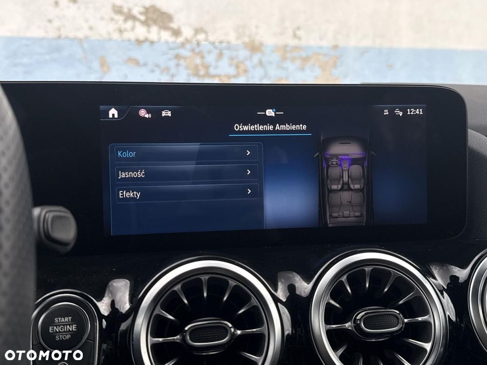 Mercedes-Benz GLA - 27