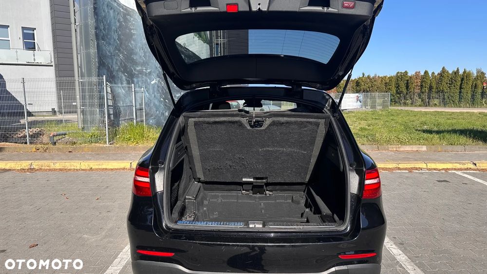 Mercedes-Benz GLC - 6