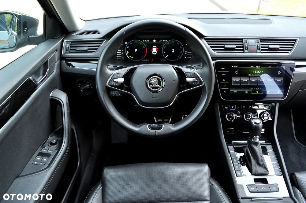 Skoda Superb 2.0 TSI 4x4 L&K DSG - 19
