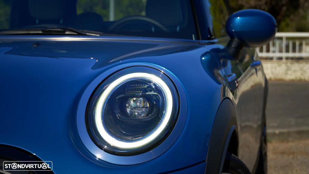 MINI Cabrio Cooper S Premium Classic Auto - 13