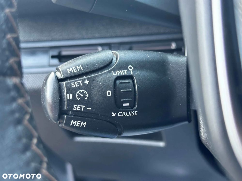 Peugeot 3008 - 29