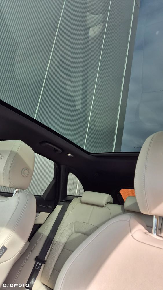 Jaguar F-Pace 2.0 P400e PHEV AWD R-Dynamic SE - 21