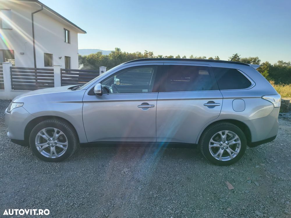 Mitsubishi Outlander 2.2L DI-D AS&G 6MT 4WD Instyle A60 - 3