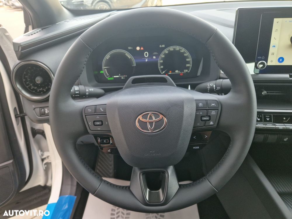 Toyota C-HR - 13