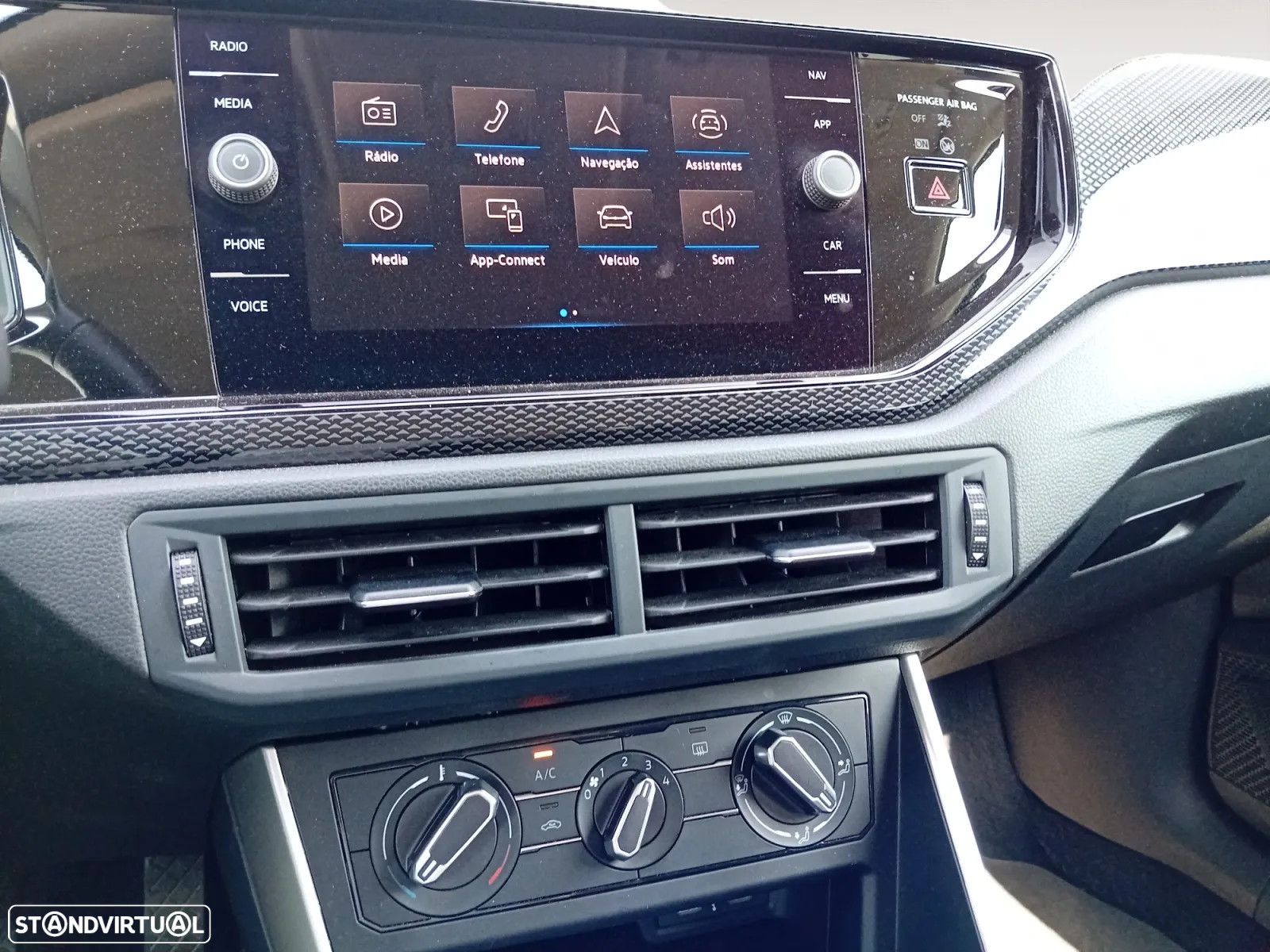 VW Polo 1.0 TSI Urban - 12