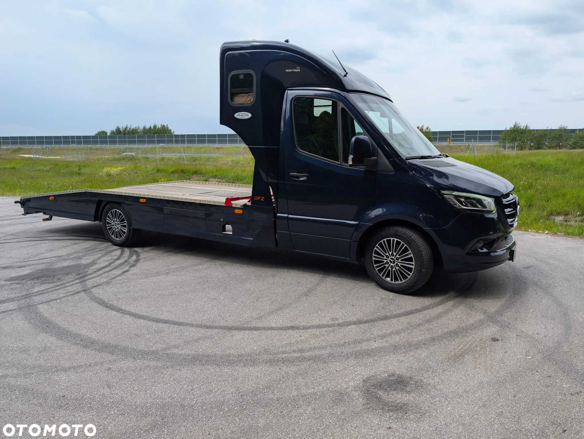 Mercedes-Benz Sprinter - 8