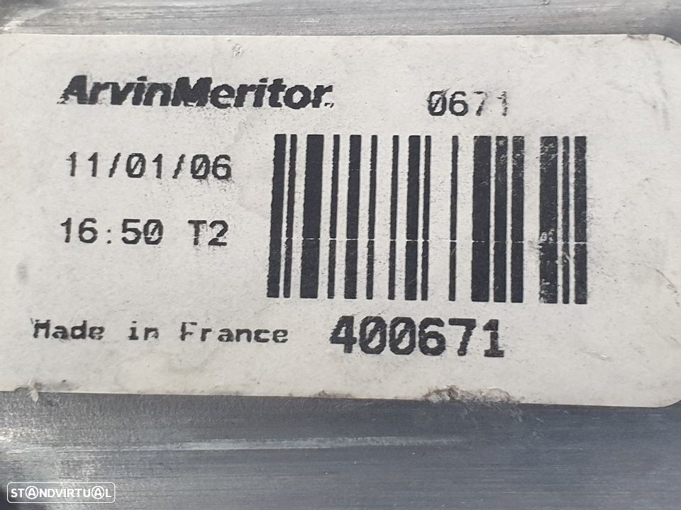 ELEVADOR DE VIDRO FRONTAL ESQUERDO PEUGEOT 106 II 1997 - 1