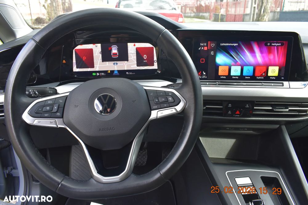 Volkswagen Golf 2.0 TDI DSG Style - 17