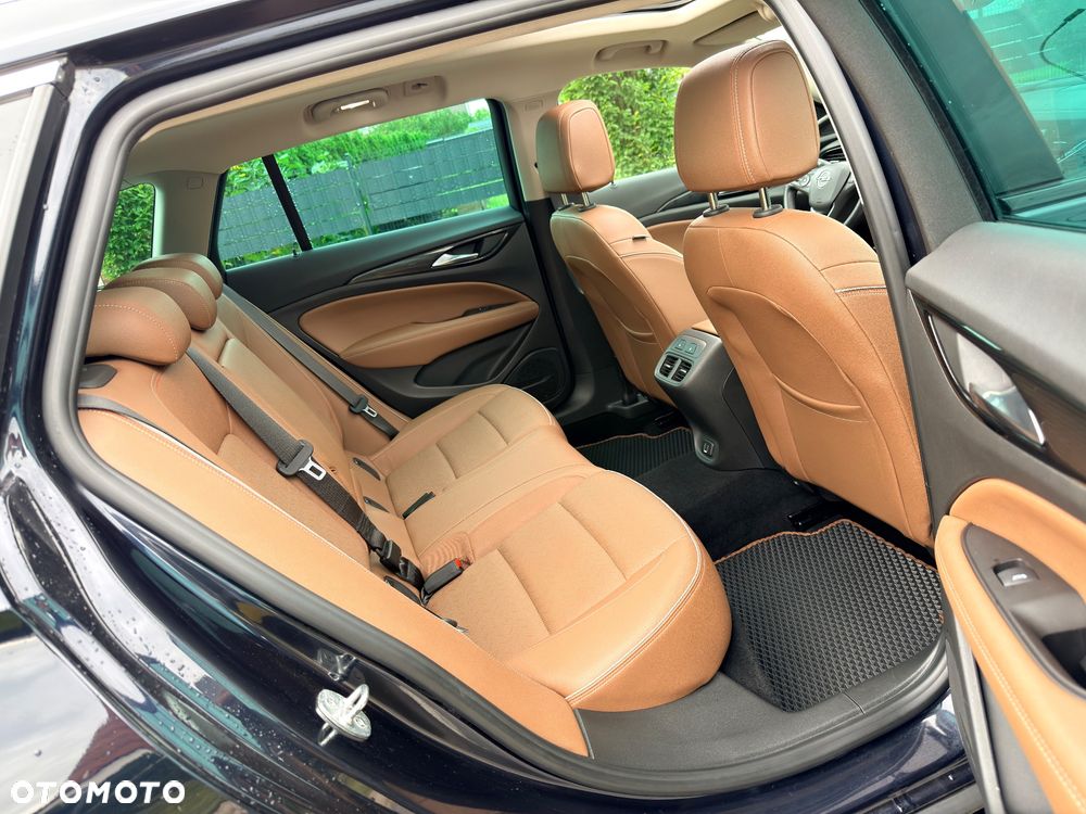 Opel Insignia 2.0 BiTurbo D 4x4 Automatik Exclusive - 25