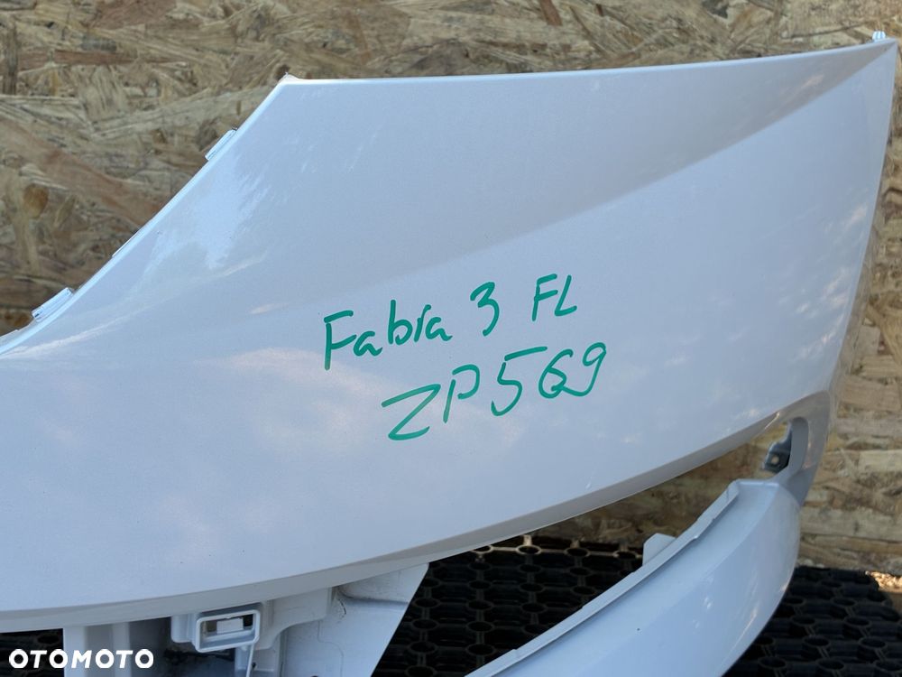 SKODA FABIA 3 III LIFT ZDERZAK PRZÓD  PRZEDNI  SKORUPA 128531190100 6V0807221F - 2
