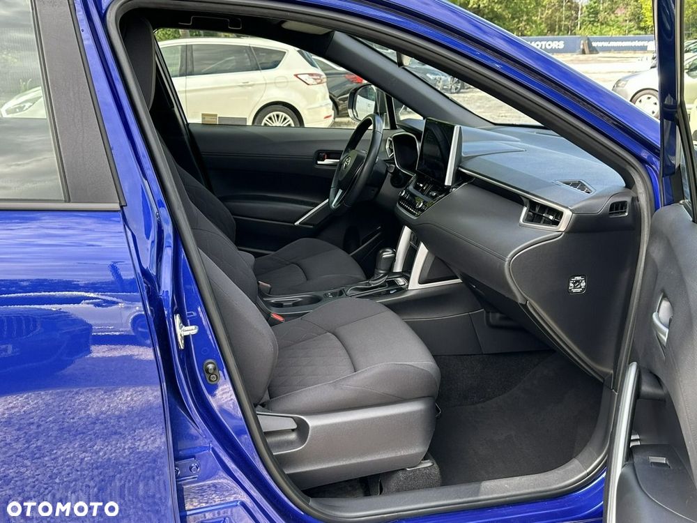 Toyota Corolla Cross - 19