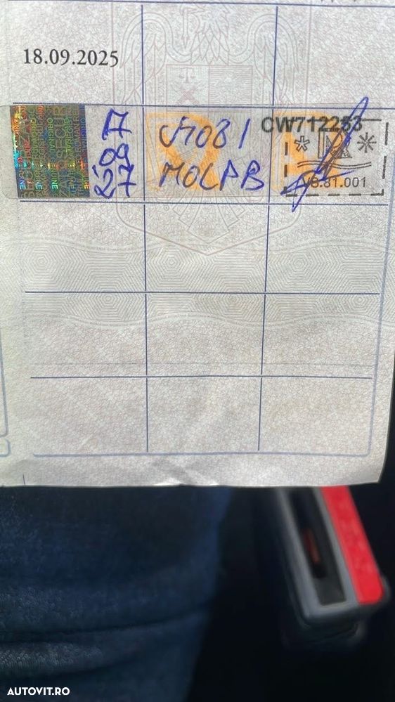 Land Rover Discovery Sport 2.0 l TD4 HSE Luxury Aut. - 13