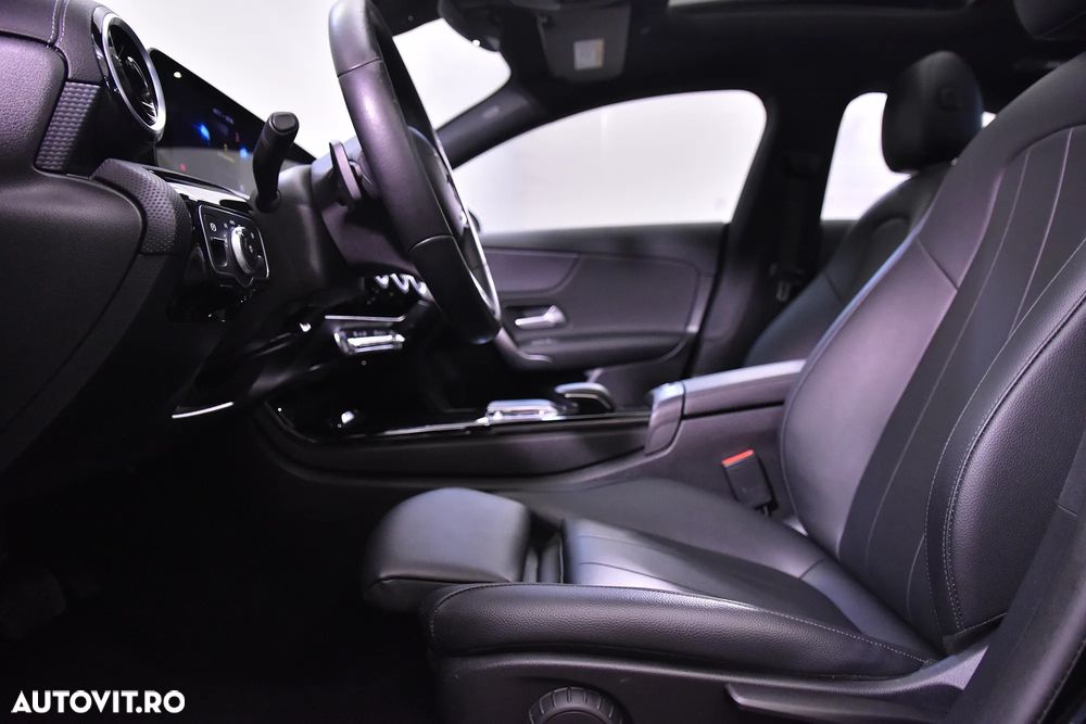 Mercedes-Benz CLA - 24