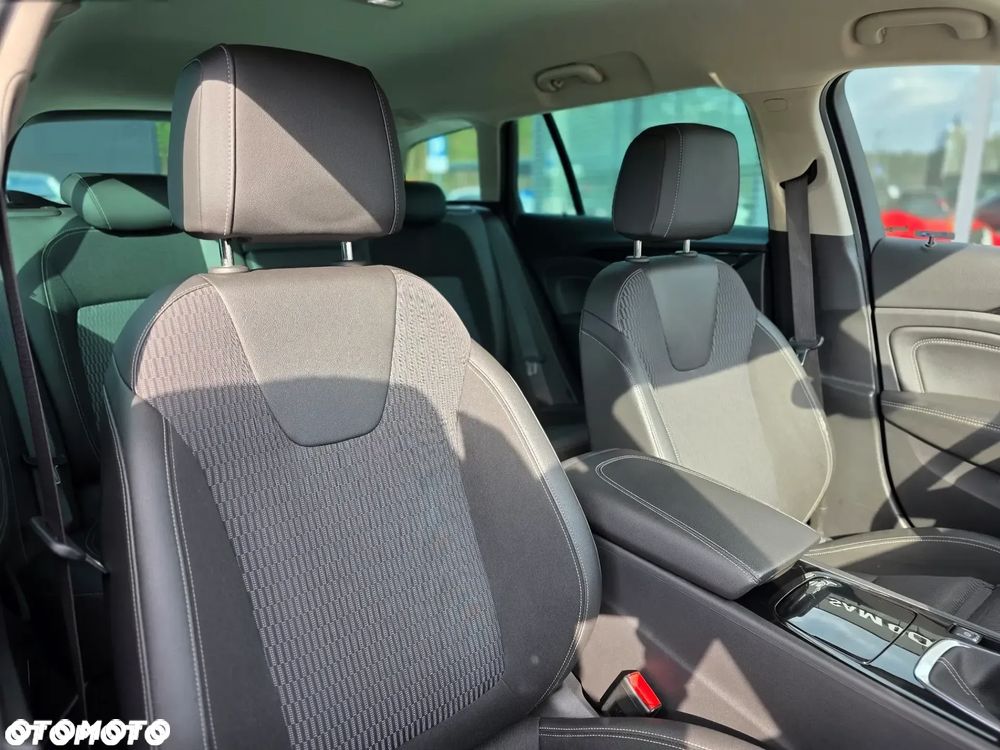 Opel Astra 1.6 CDTI Cosmo - 36