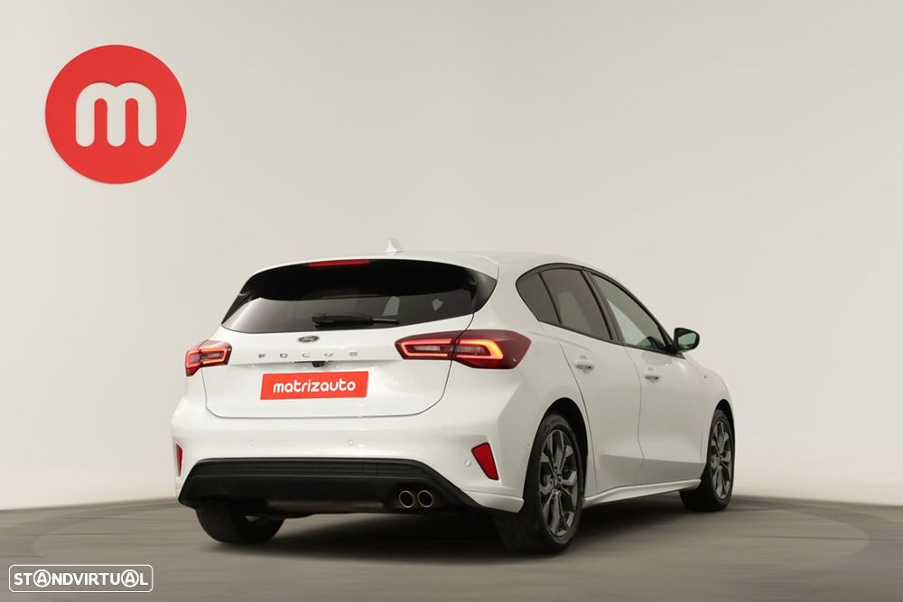 Ford Focus 1.0 EcoBoost MHEV ST-Line X - 4