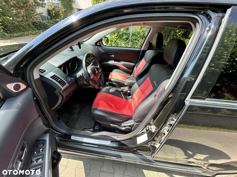 Mitsubishi Outlander 2.0 DID Intense + - 7