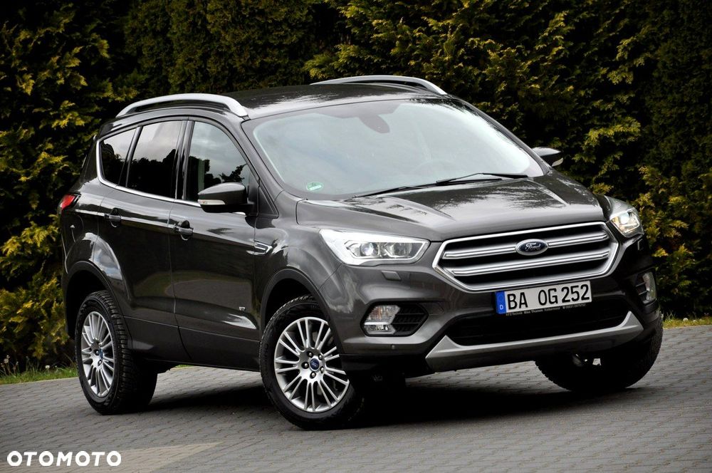 Ford Kuga - 10