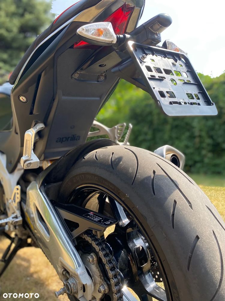Aprilia Tuono - 14