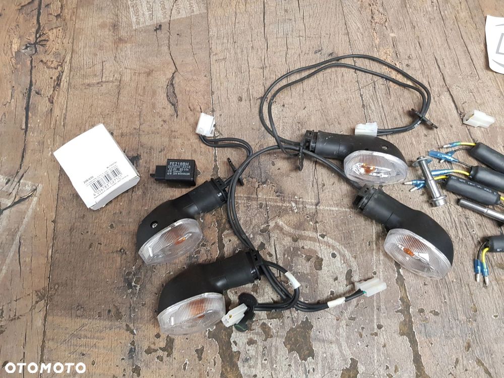 Komplet kierunkowskazów + przerywacz - 6