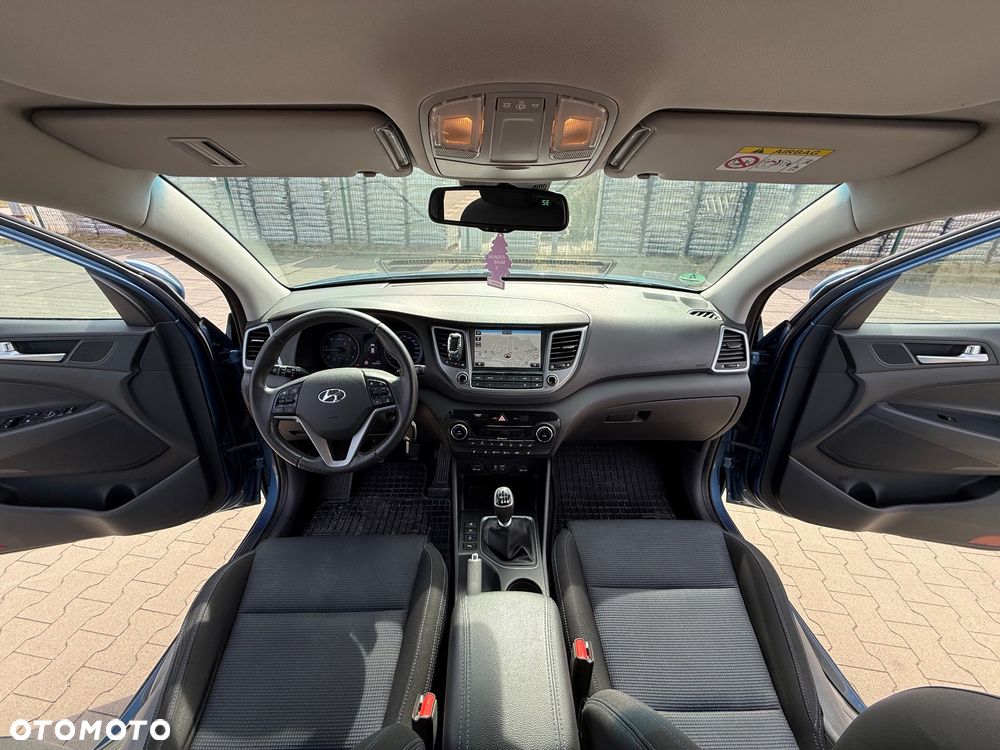 Hyundai Tucson blue 1.7 CRDi 2WD Passion - 15