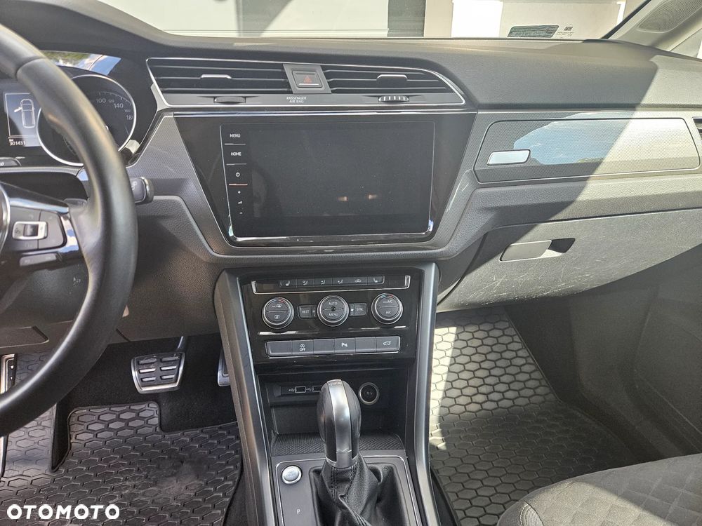 Volkswagen Touran 2.0 TDI SCR DSG Join - 12