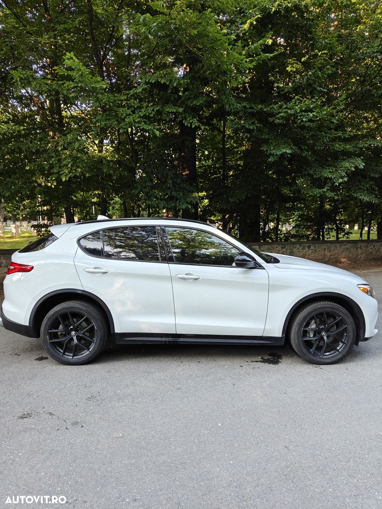 Alfa Romeo Stelvio 2.0 Turbo AWD AT8 Super - 2