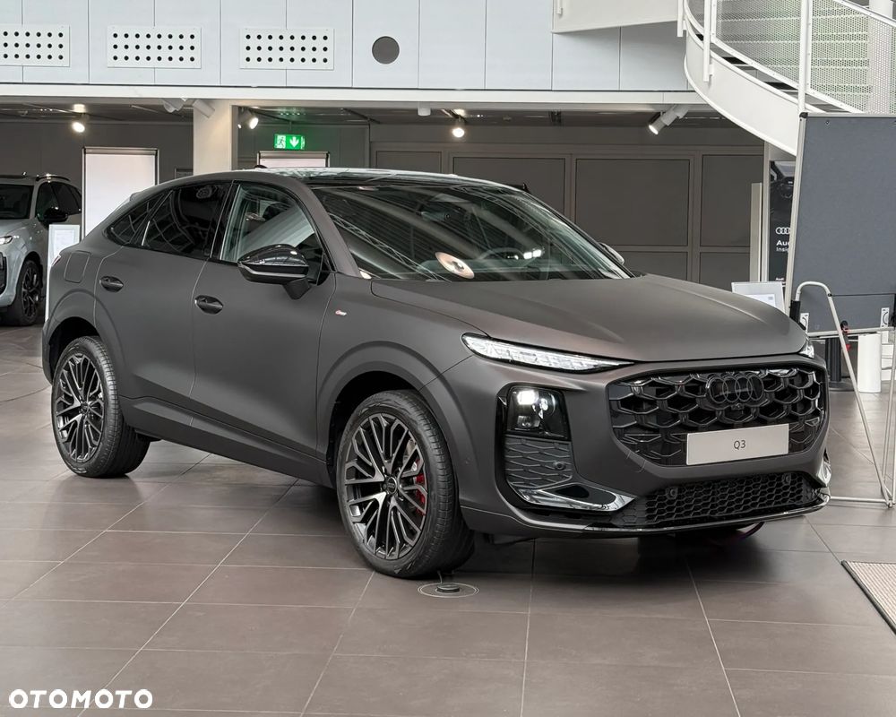 Audi Q3 Sportback - 1