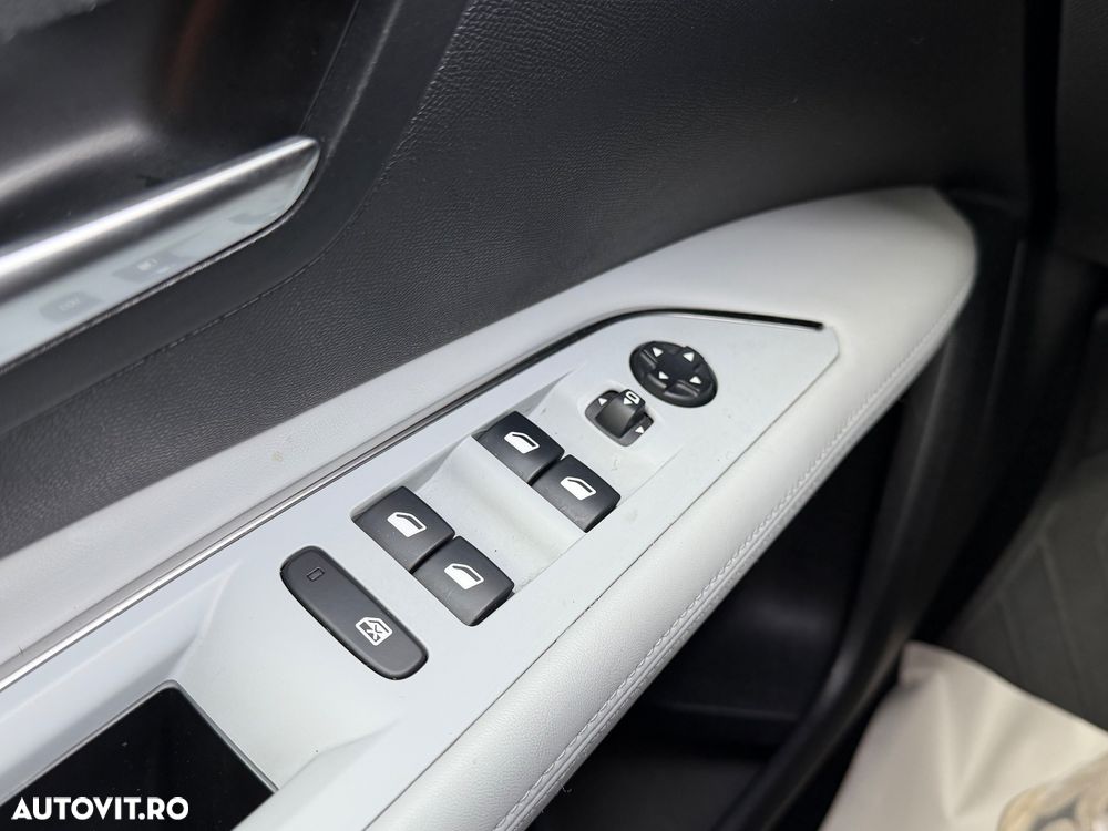 Peugeot 3008 BlueHDi 130 Stop & Start EAT8 Crossway - 25