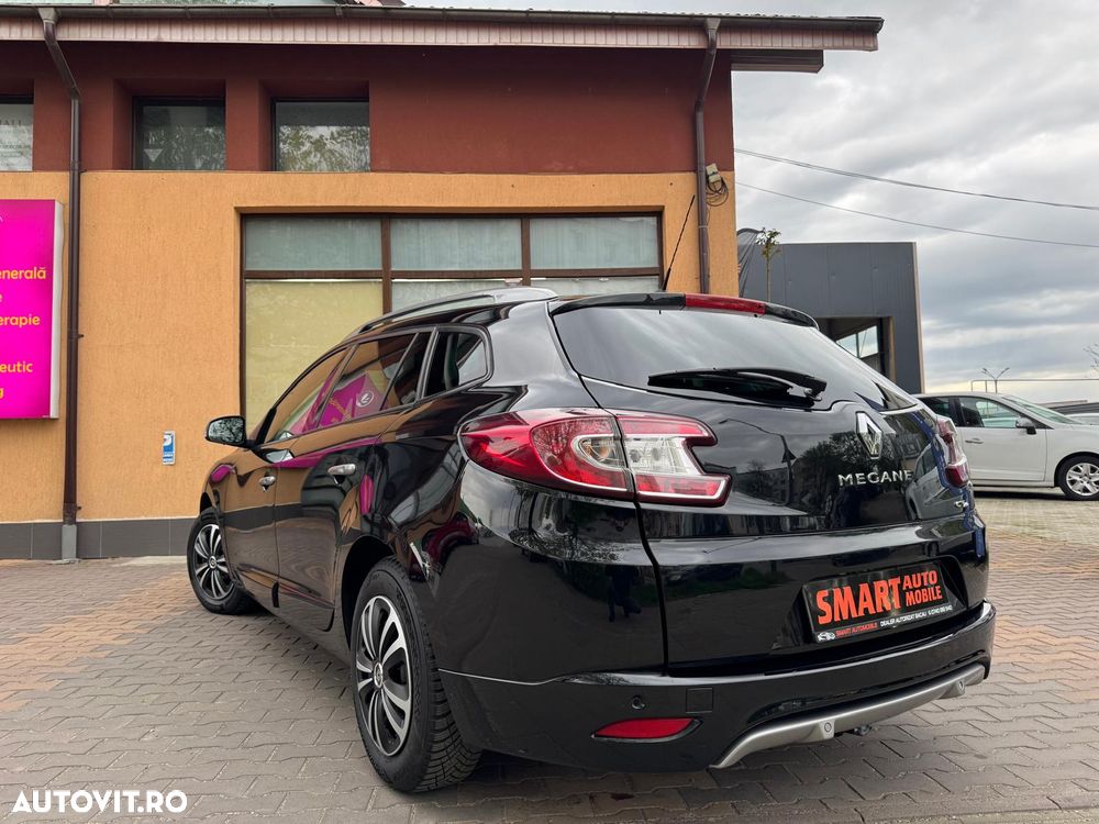 Renault Megane TCe 130 Dynamique - 4