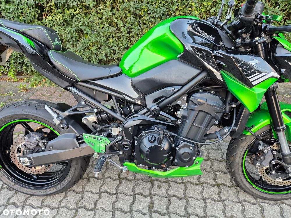 Kawasaki Z 900 - 5
