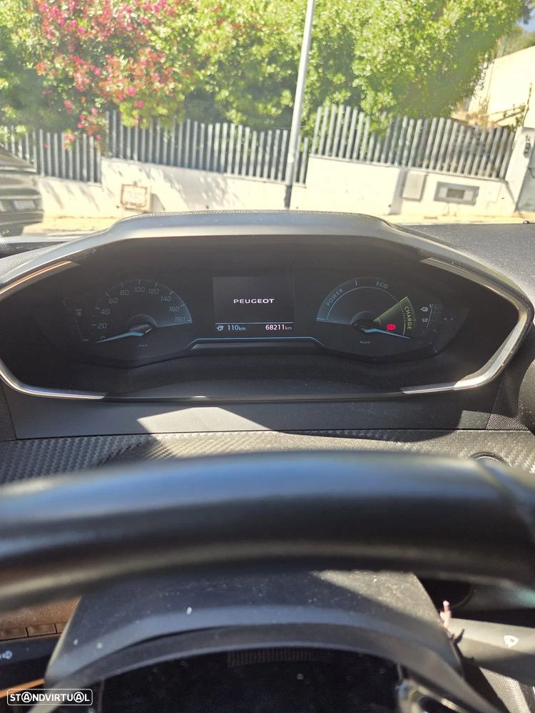 Peugeot 2008 - 16