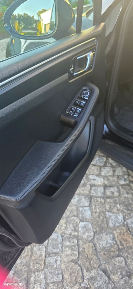Porsche Macan Standard - 9