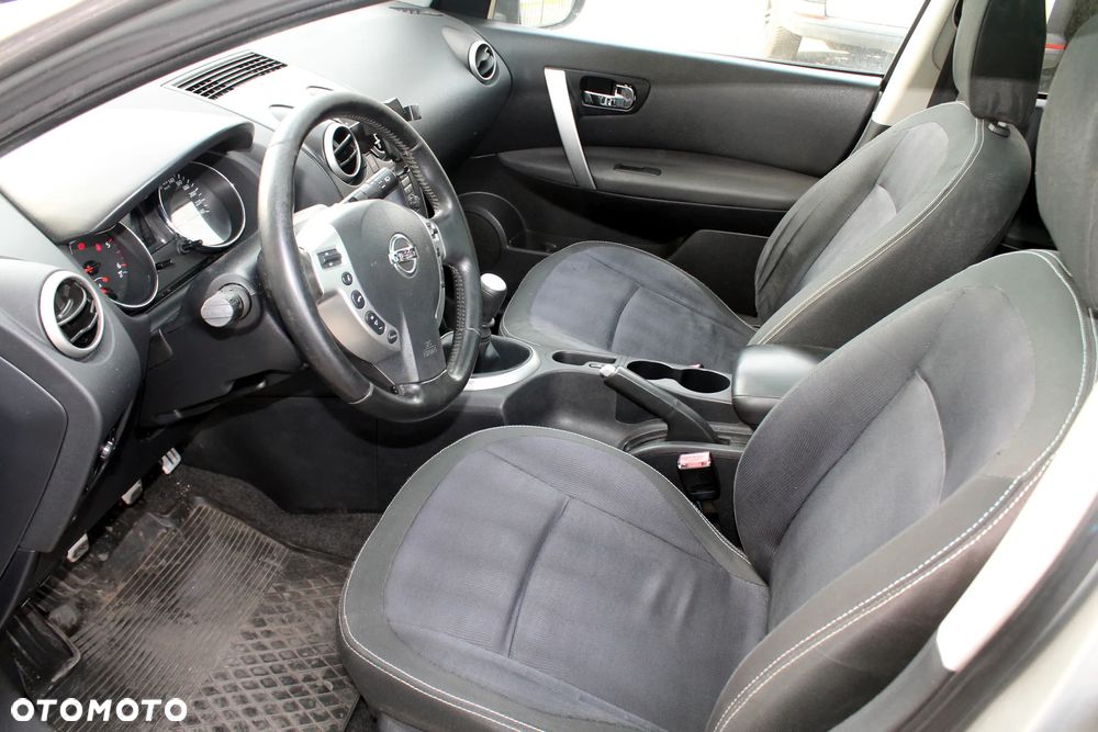 Nissan Qashqai+2 2.0 dCi DPF tekna - 9
