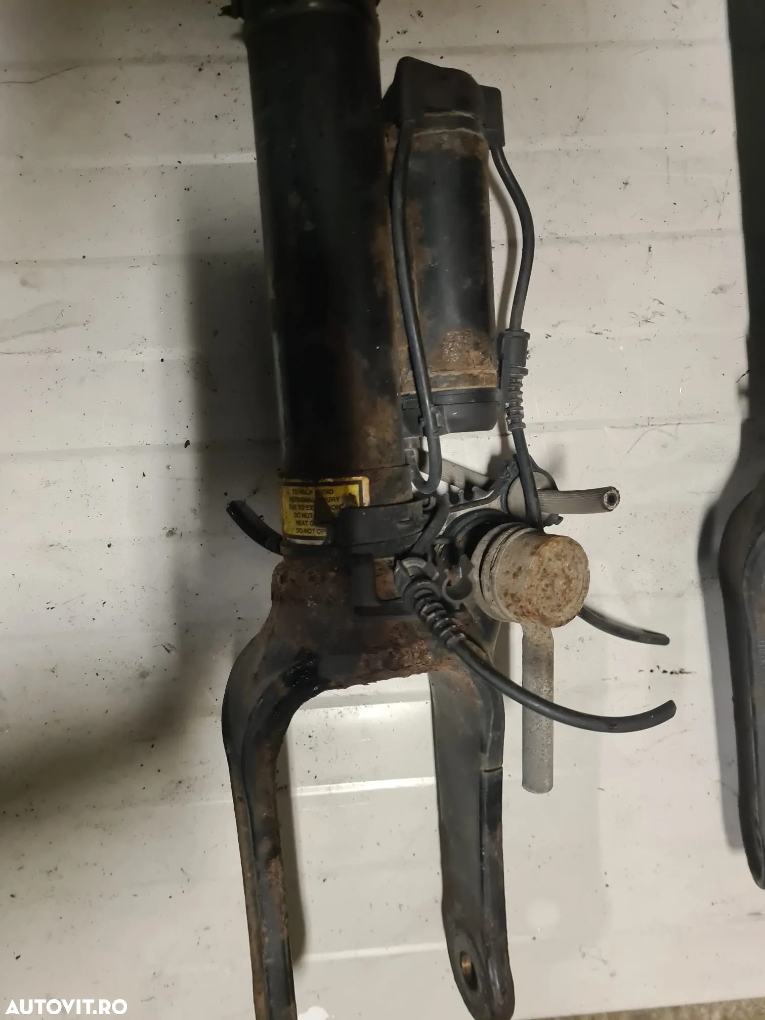 Perne/perna Aer cu amortizor electric Mercedes R-Class w251 - 3