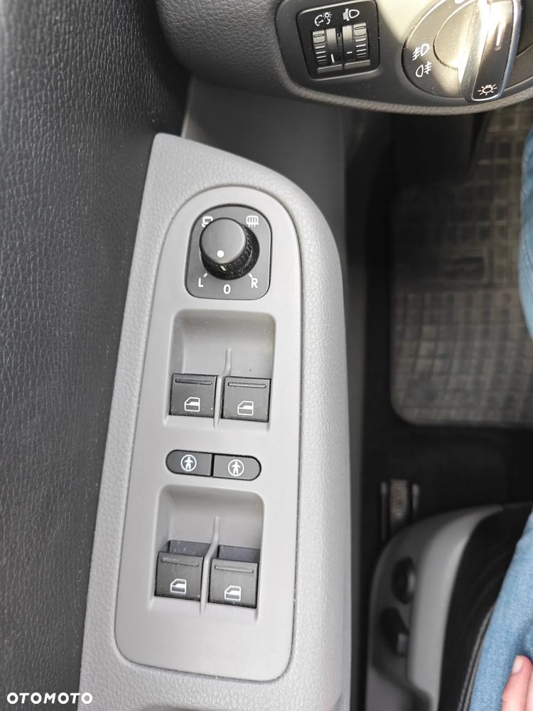 Seat Alhambra 2.0 TDI Ecomotive Connect - 28