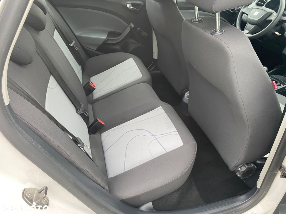 Seat Ibiza 1.4 16V Reference - 27