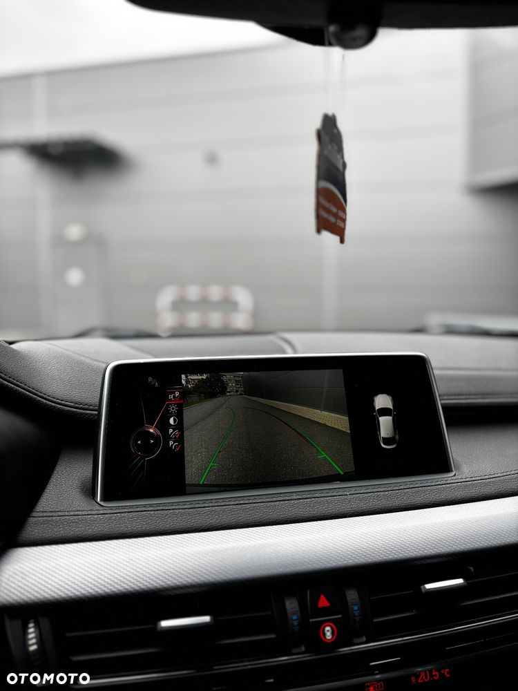 BMW X6 M50d - 12