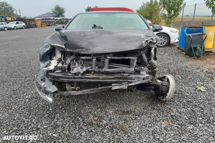 Dezmembrez Volkswagen VW Passat B6 [2005 - 2010] Sedan 4-usi 2.0 FSI - 1