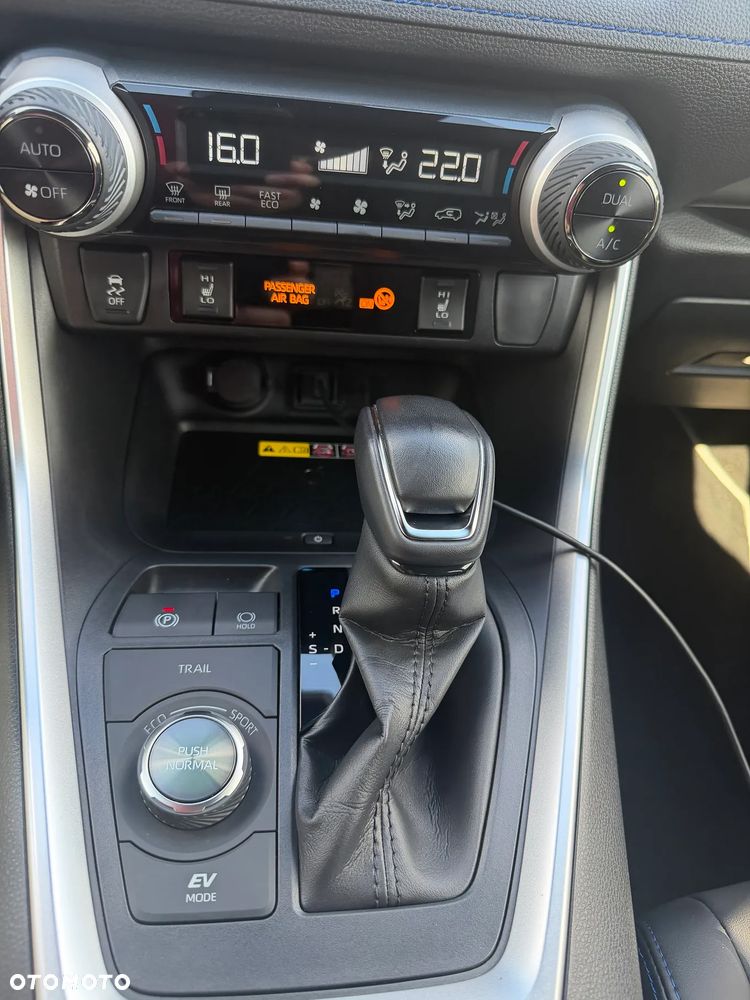 Toyota RAV4 2.5 Hybrid Selection 4x4 - 28