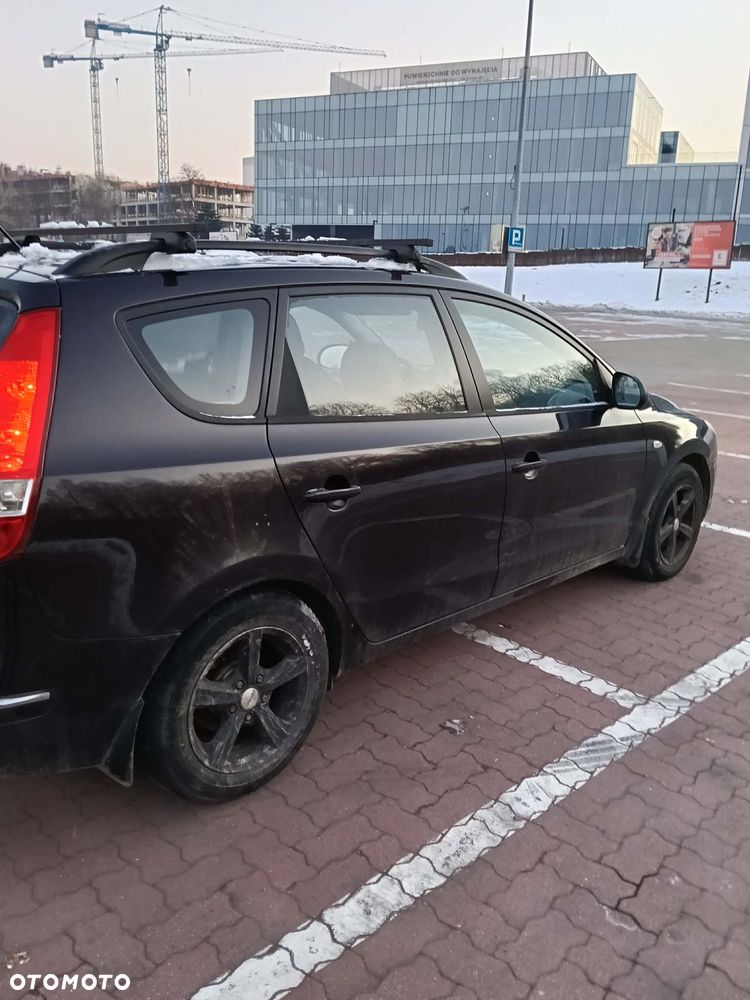 Hyundai i30 1.6 Classic - 14