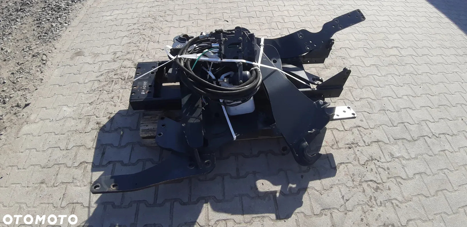 Konsola Adaptacja do ładowacza mailleux Renault Claas Arion - 4